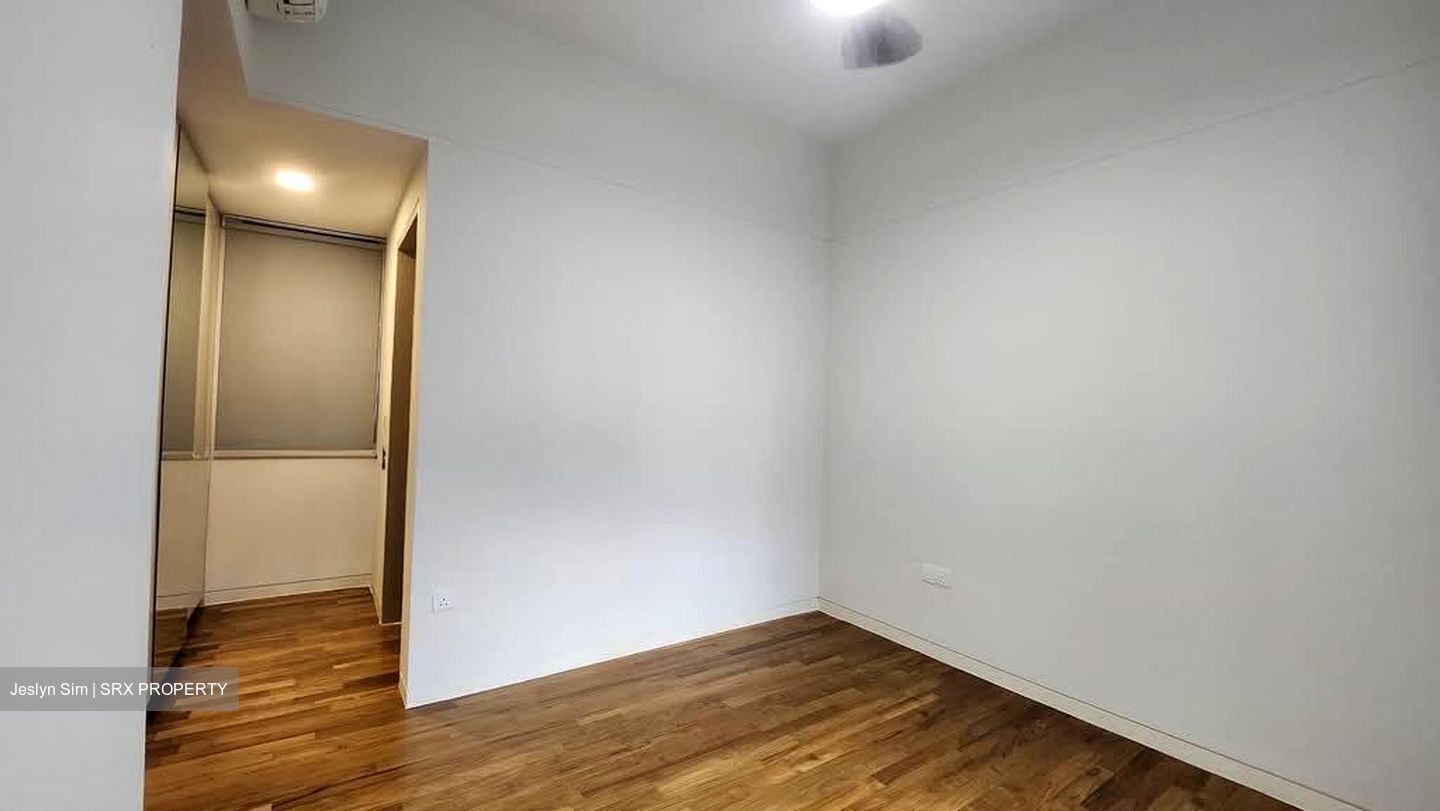 Village @ Pasir Panjang (D5), Condominium #539094481